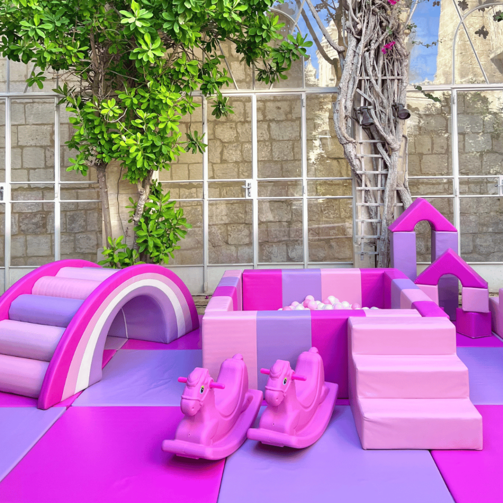 Pink Ball pit & Rainbow Set option D